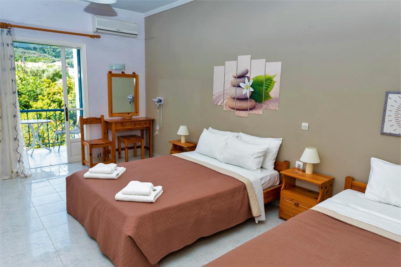 Zois Apartments Никиана Екстериор снимка