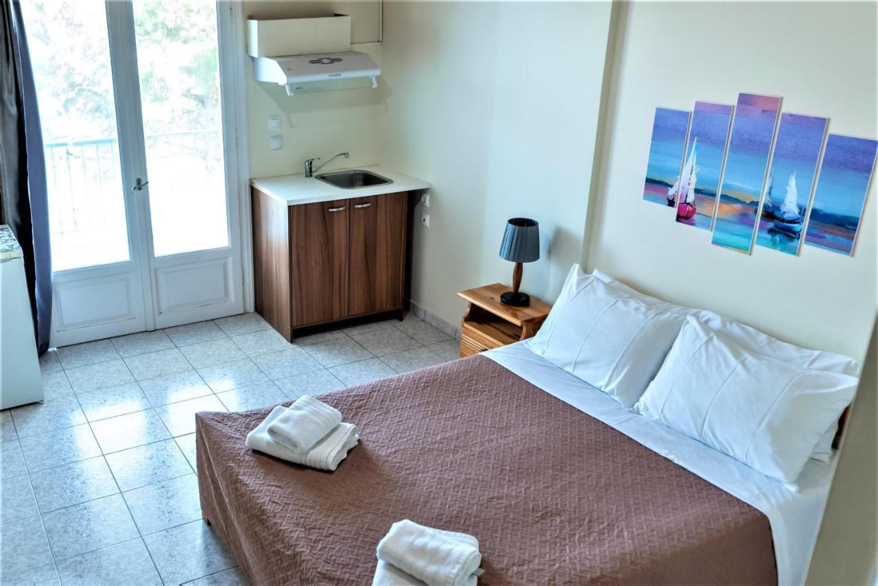 Zois Apartments Никиана Екстериор снимка