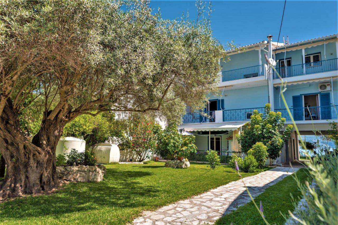 Zois Apartments Никиана Екстериор снимка